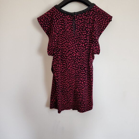 Ladies Petite SZ PS Michael Michael Kors Black/Red Knit Top - Picture 3 of 5